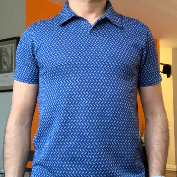 DKNY Polo; Made in Macao - Picture 3 of 5